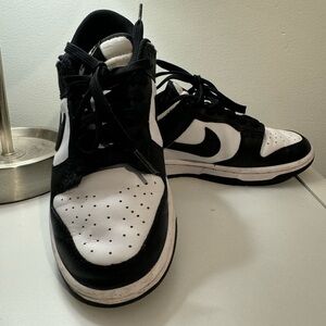 Nike Dunks Low- Black & White Size 7.5